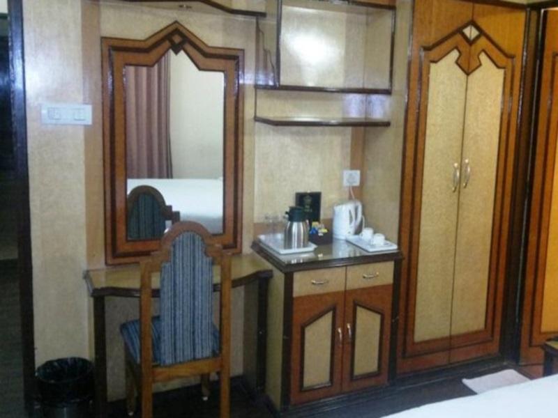 Hotel Radhika Regency Rourkela Екстер'єр фото