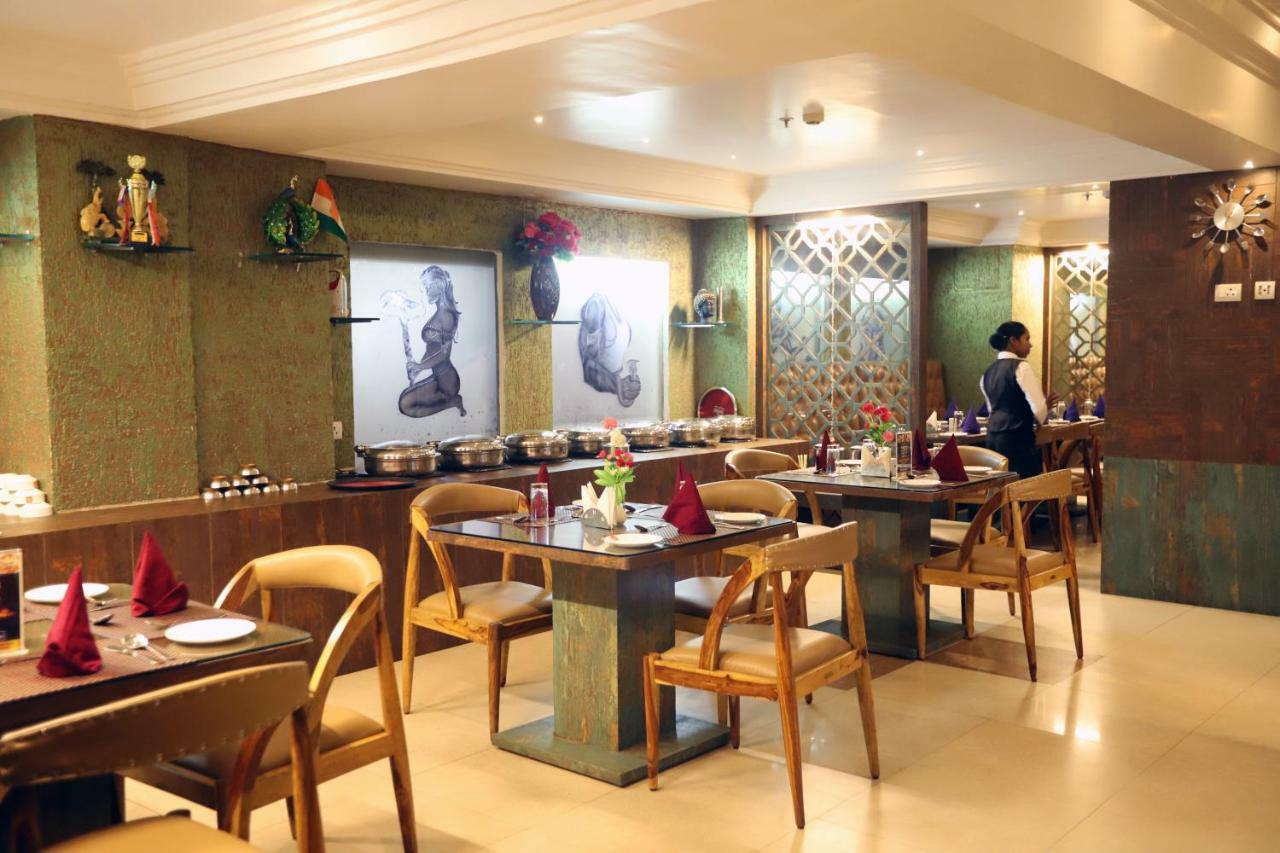 Hotel Radhika Regency Rourkela Екстер'єр фото