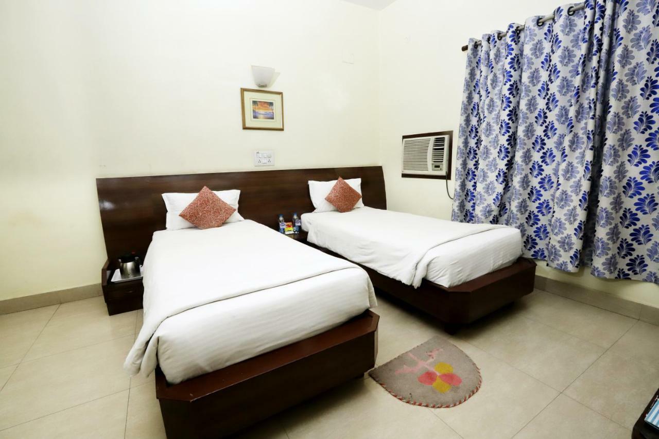 Hotel Radhika Regency Rourkela Екстер'єр фото