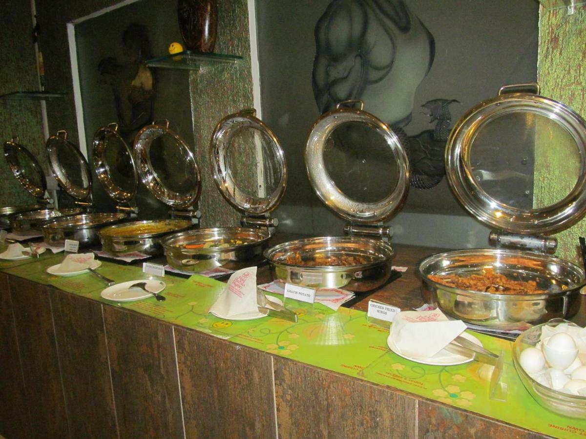 Hotel Radhika Regency Rourkela Екстер'єр фото