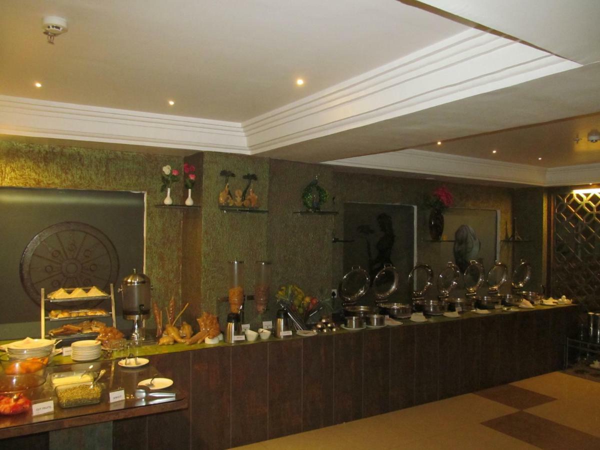 Hotel Radhika Regency Rourkela Екстер'єр фото