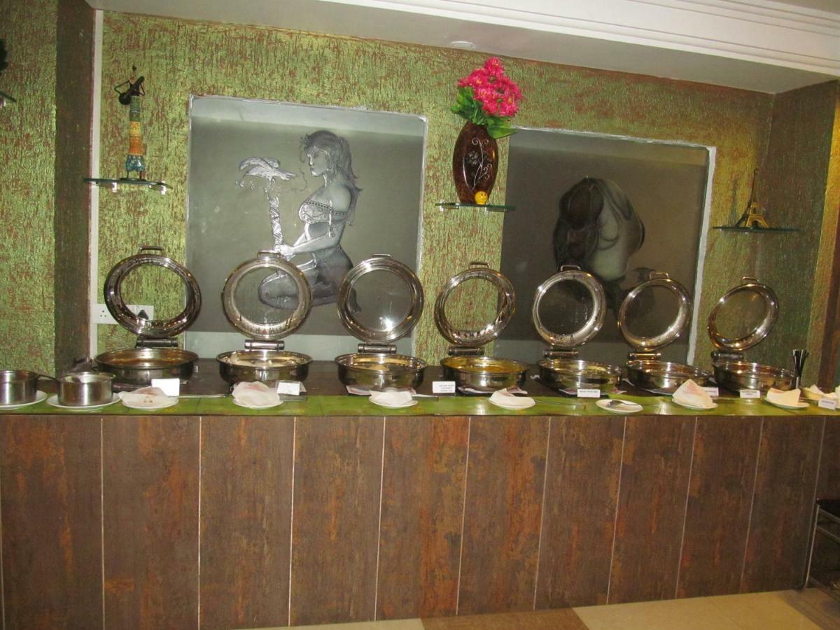 Hotel Radhika Regency Rourkela Екстер'єр фото
